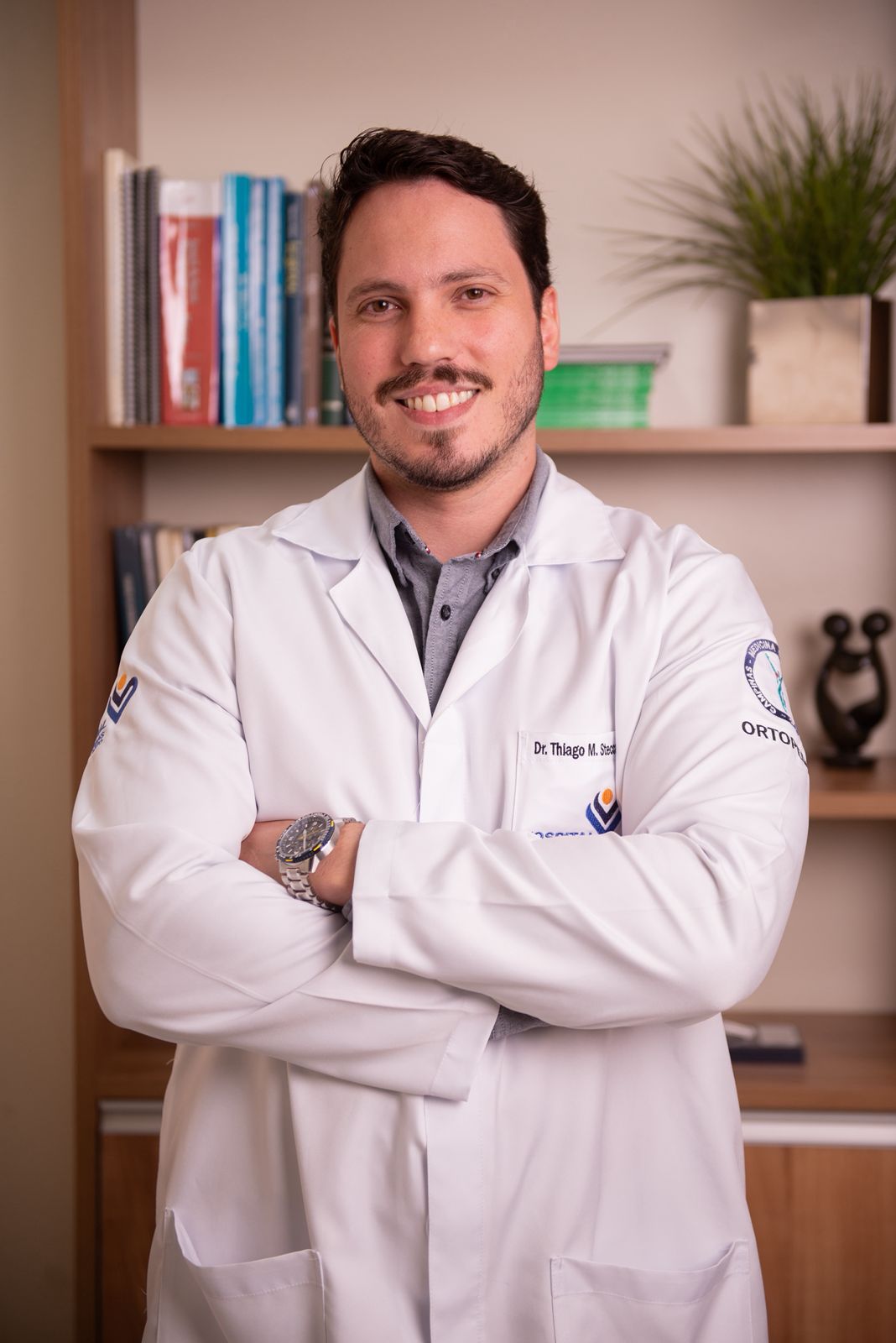 Dr. Thiago Meloni Stecca de jaleco